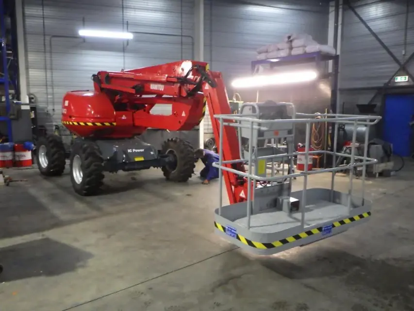 Hoogwerker manitou